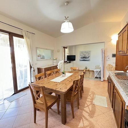 Casa Vacanze Con Piscina E Vista Mare Esclusiva Per Coppie E Famiglie, Relax E Tranquillita Tertenìa Exterior foto