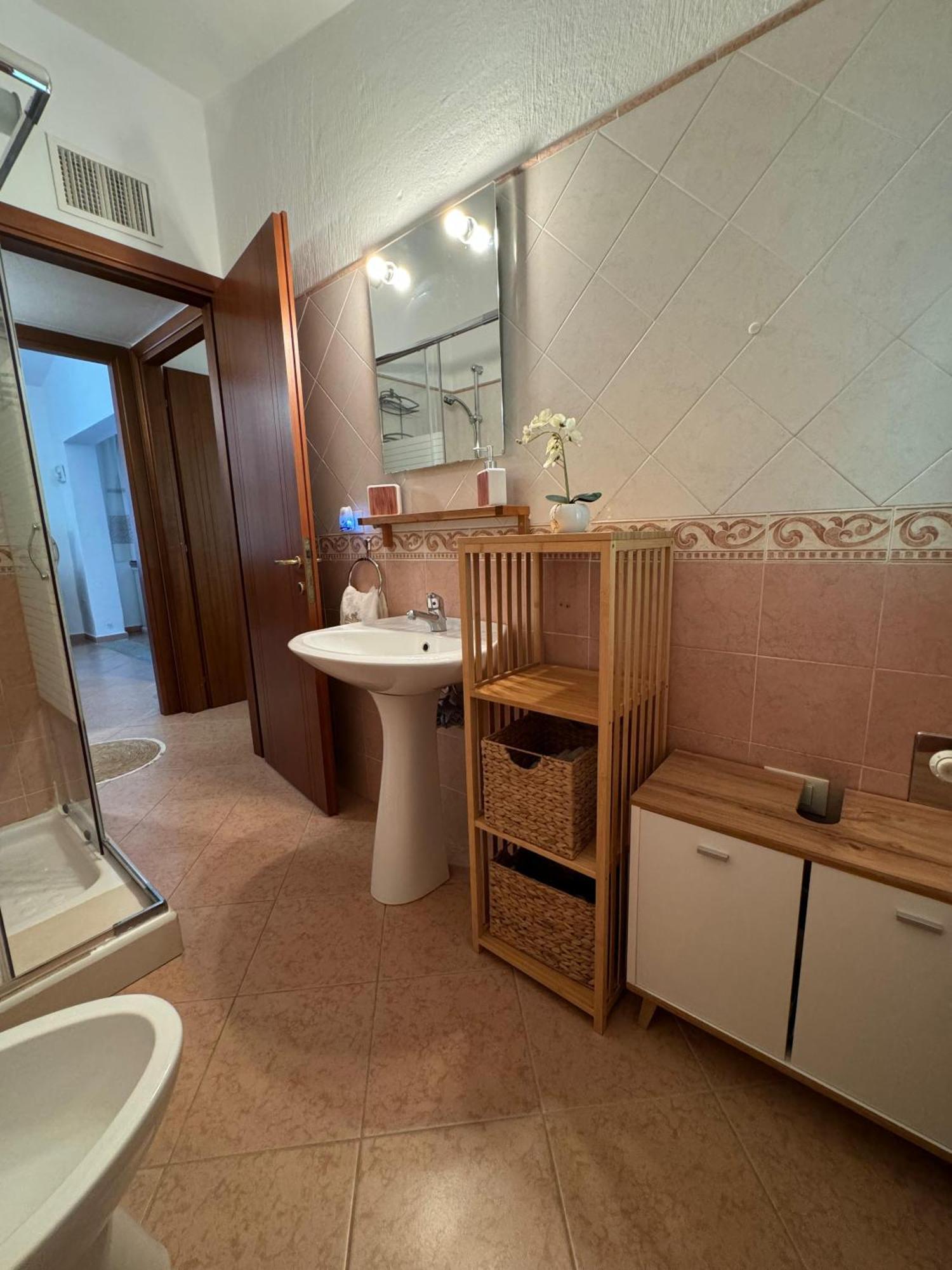 Casa Vacanze Con Piscina E Vista Mare Esclusiva Per Coppie E Famiglie, Relax E Tranquillita Tertenìa Exterior foto
